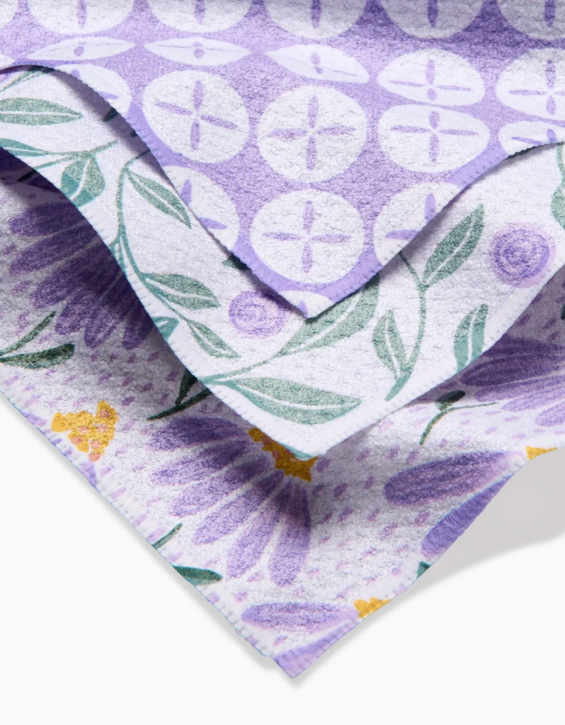 Button Vines and Daisies