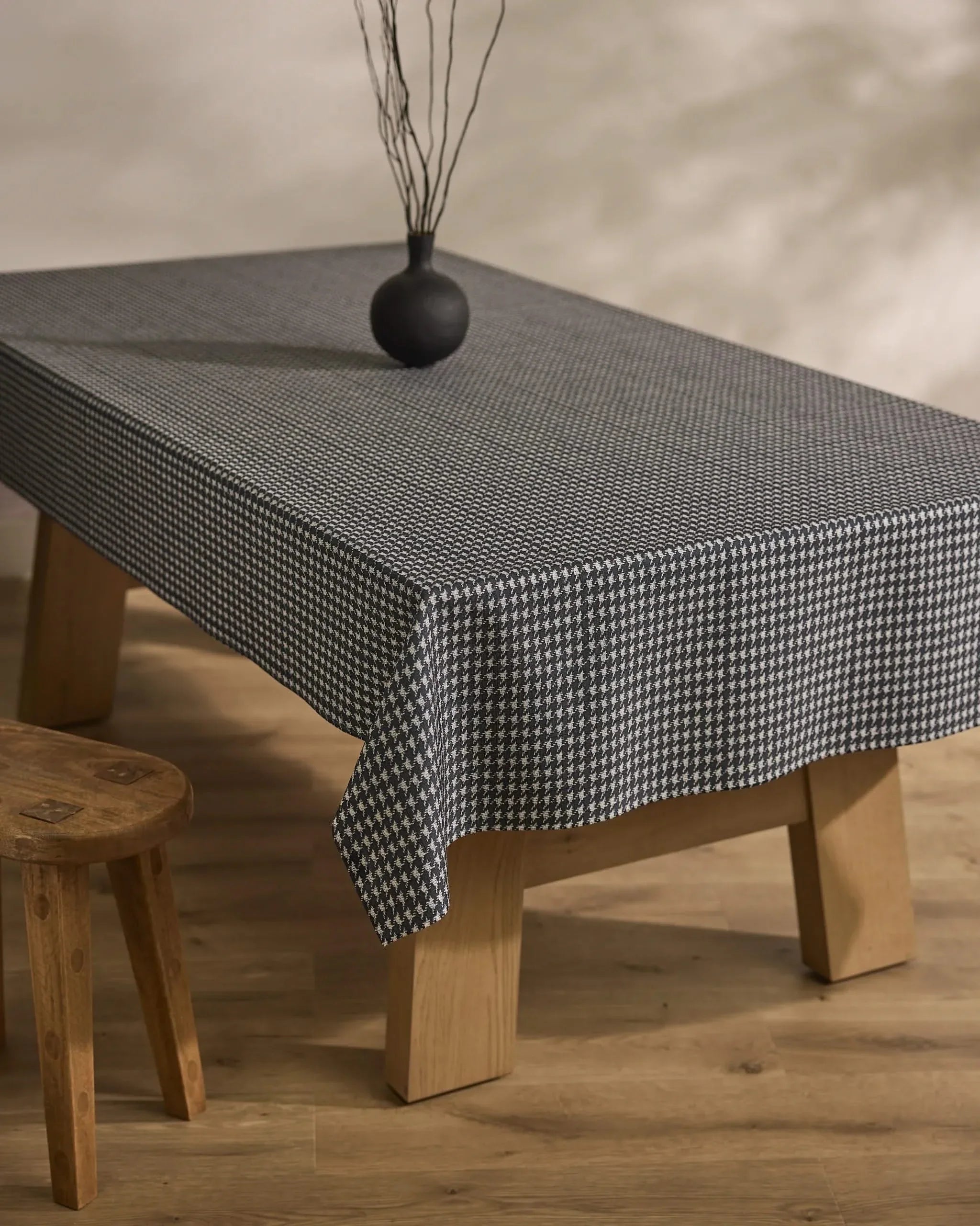 Houndstooth Black