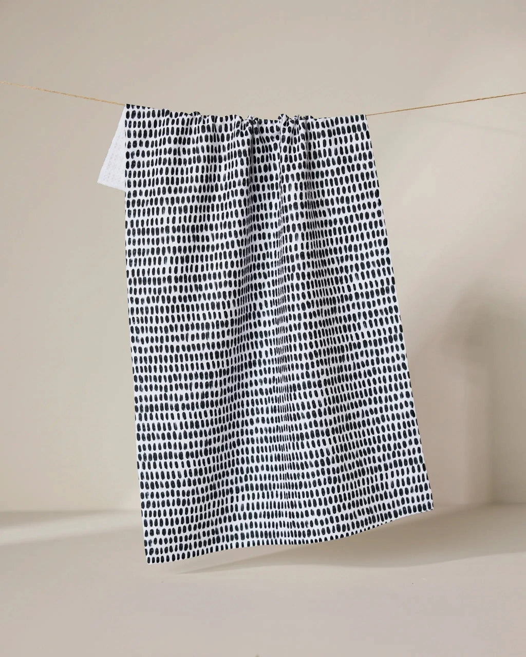 Dot Dot Dot Fresh Linen