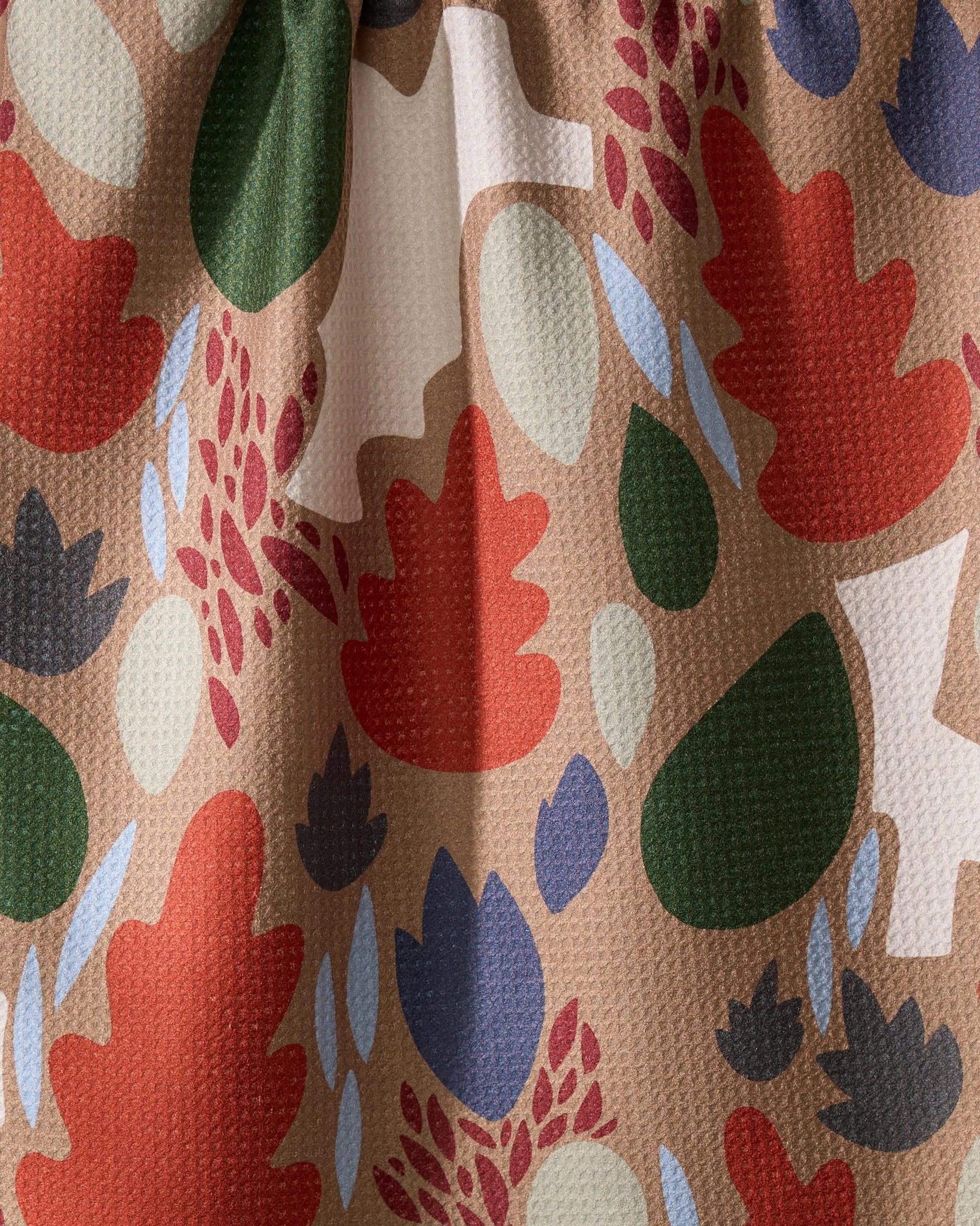 Cut Paper Leaves Mocha